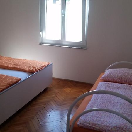 Apartments Lorena Zadar Bagian luar foto
