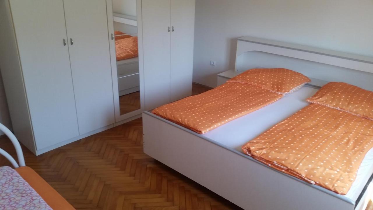 Apartments Lorena Zadar Bagian luar foto