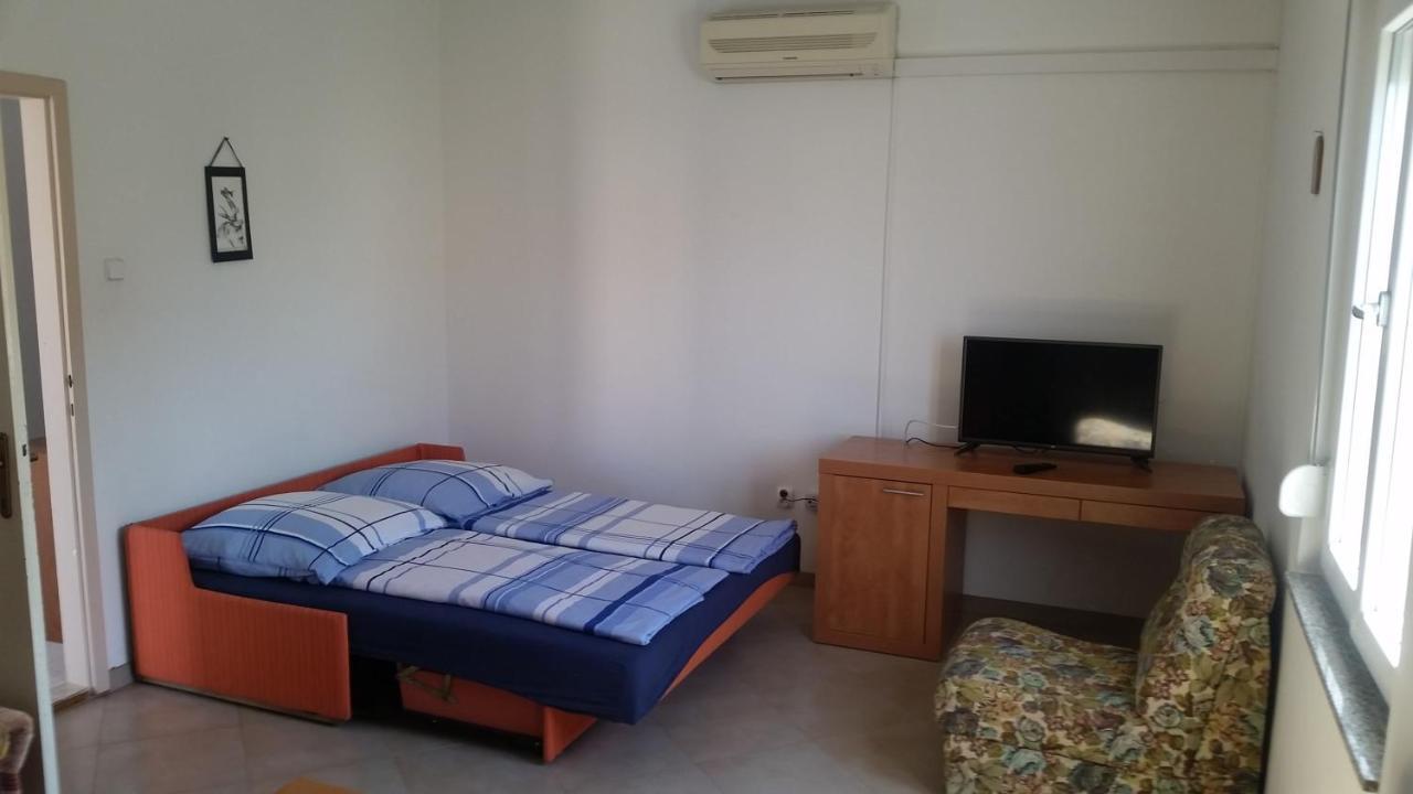 Apartments Lorena Zadar Bagian luar foto